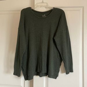 American Eagle Long Sleeve Top
